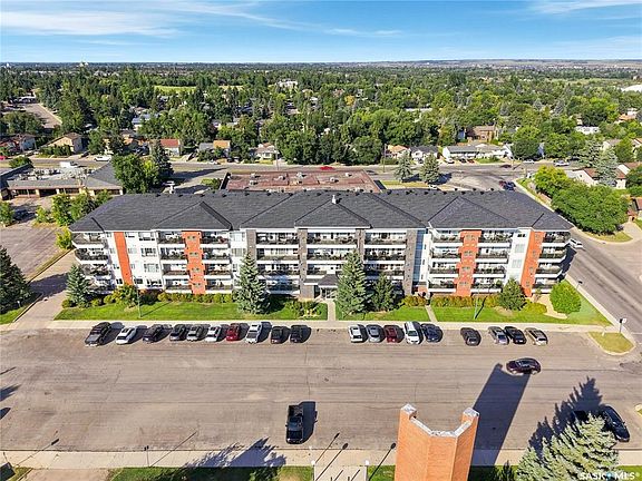 2nd image of UNIT 308-102 Kingsmere PLACE