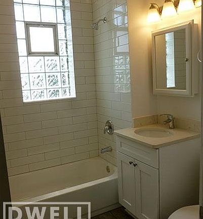 5th image of 2812 N Troy St #28142