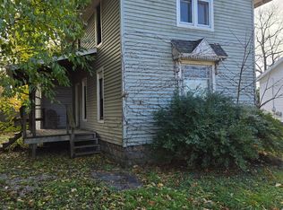 911 Beehler St, Owosso, MI 48867