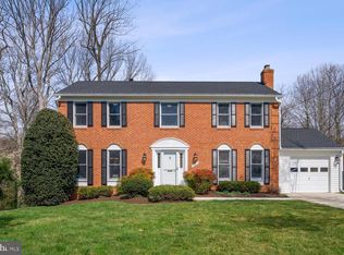 14205 Castaway Dr, Rockville, MD 20853