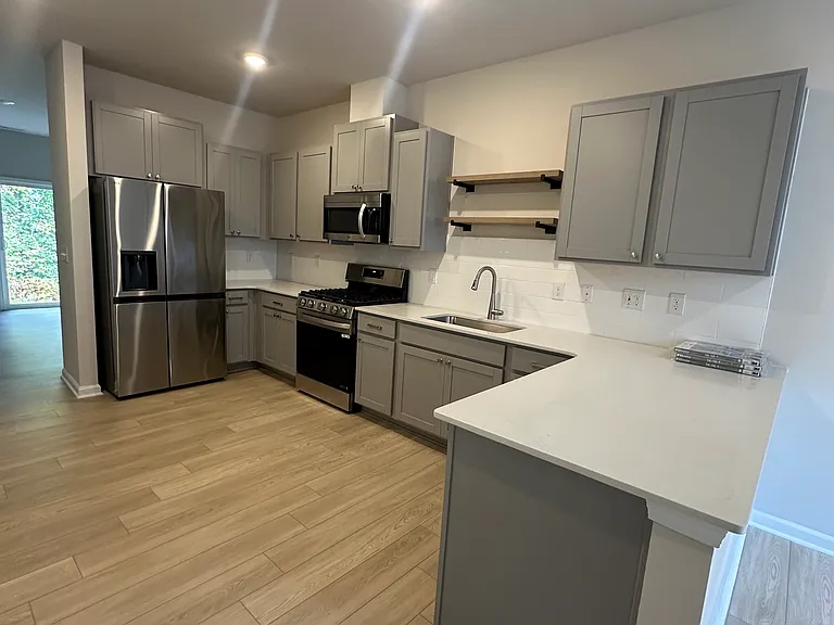 1810 Autumn Mist Dr — Photo 3