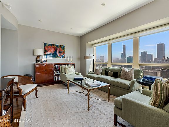2nd image of 800 N Michigan Ave APT 4202