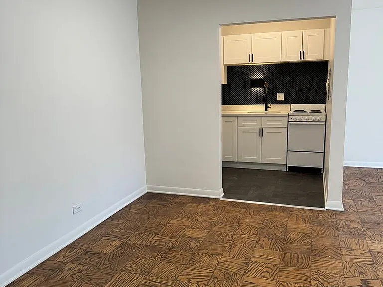 720 Washington Blvd — Photo 57