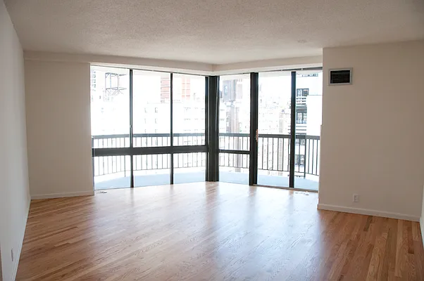 Rented by Weinberg Properties | media 10