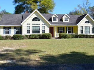 2620 Winchester Rd, Waycross, GA 31501