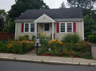19 Weyanoke St, Dorchester, MA 02124