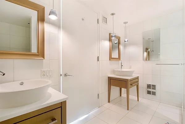 Rented by Corcoran | media 21