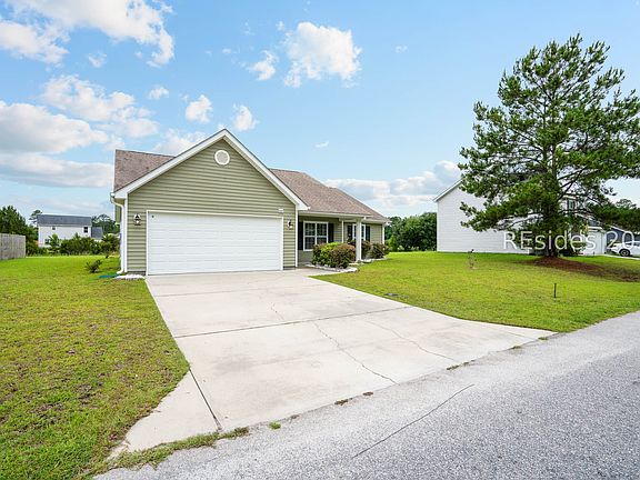 3rd image of 464 Ridgeland Lakes Dr