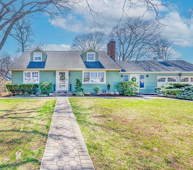 Open House:  Sat. 4/12 1-3