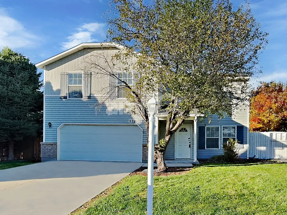 372 W Wood Owl Dr
