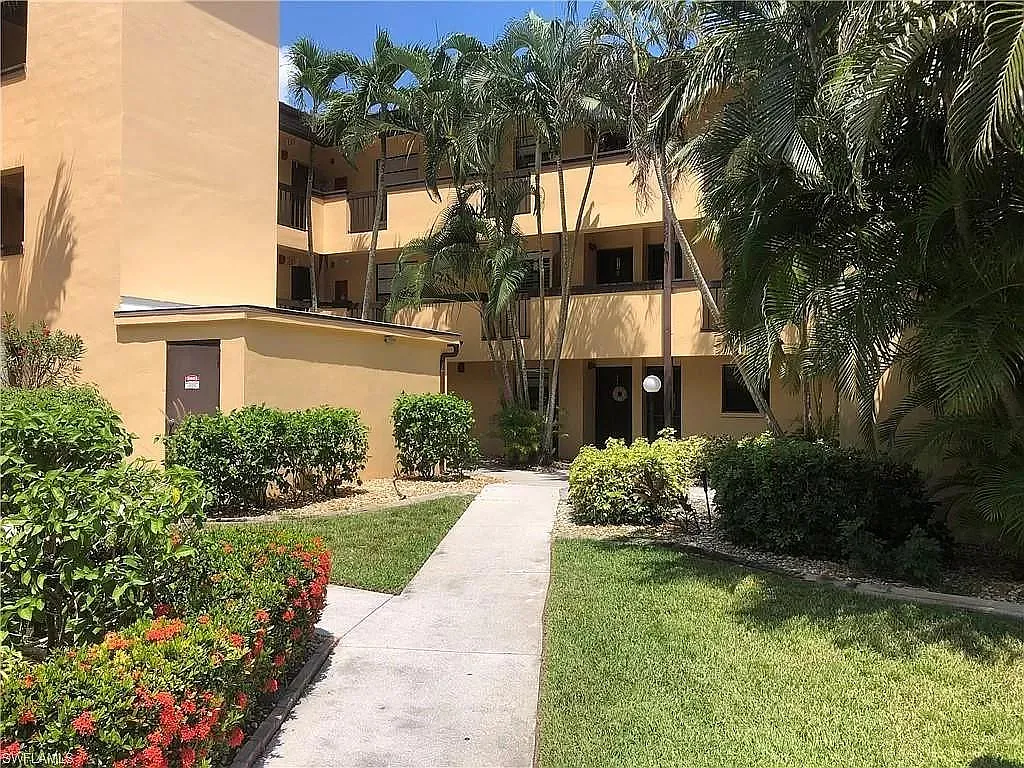 6110 Whiskey Creek Dr — Photo 1