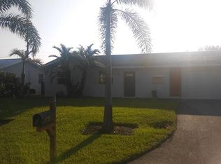 4728 Capri Dr, Naples, FL 34103