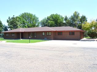1009 E 11th St, Goodland, KS 67735