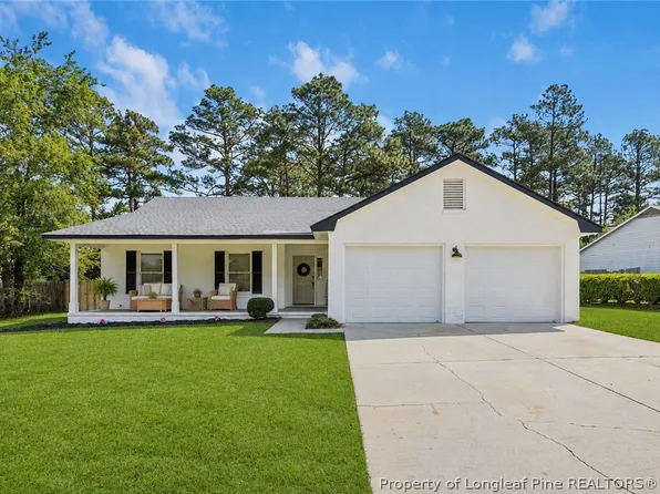 6870 Pin Oak Ln, Fayetteville, NC 28314