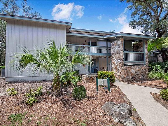 2nd image of 816 PINEWOOD COURT #3126