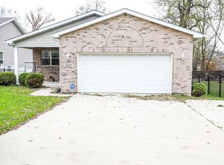 1217 Rowell Ave, Joliet, IL 60433
