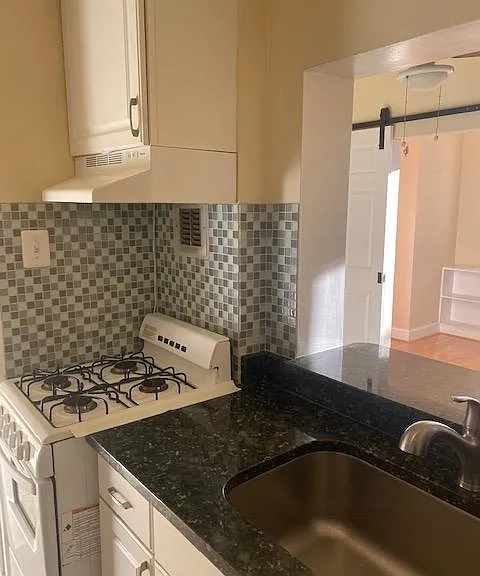 1121 Arlington Blvd #304 — Photo 8