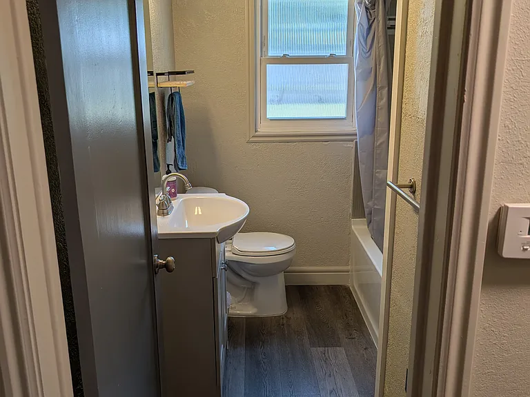 1768 N 300 W — Photo 13