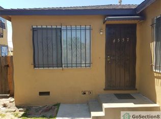 6557 S Van Ness Ave, Los Angeles, CA 90047