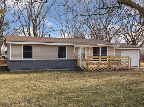 331 5th Ave NE, Blooming Prairie, MN 55917