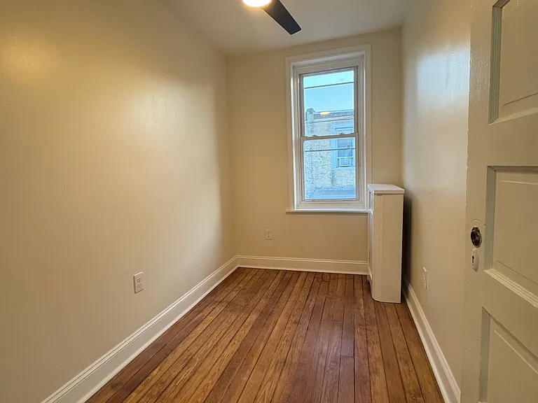 1151 S Ruby St — Photo 6