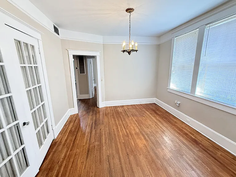 7 S Monterey St #2 — Photo 3