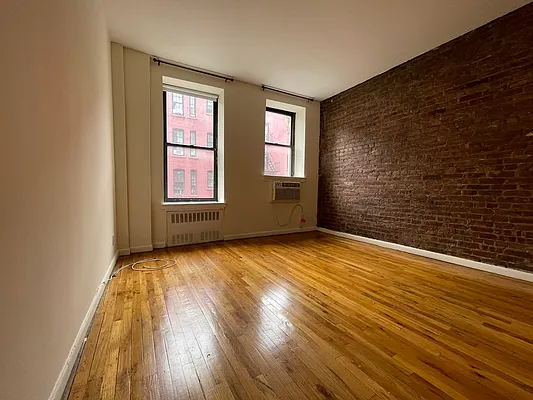 Rented by Douglas Elliman | media 6