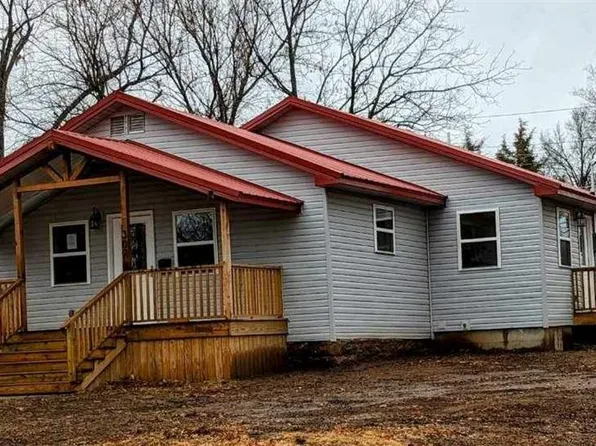 307 W Fields Blvd, El Dorado Springs, MO 64744