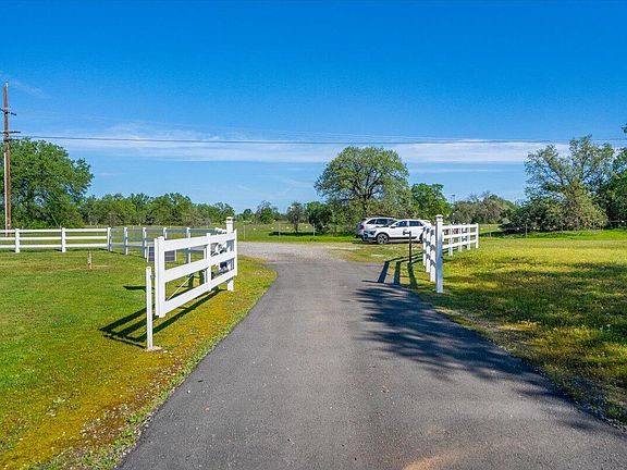 2nd image of 3307 Tarmac Rd