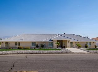 18437 Kamana Rd, Apple Valley, CA 92307