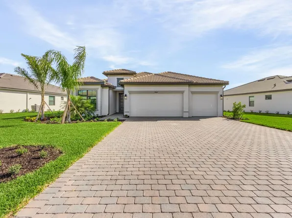 20662 Greenwich Pl, Estero, FL 33928