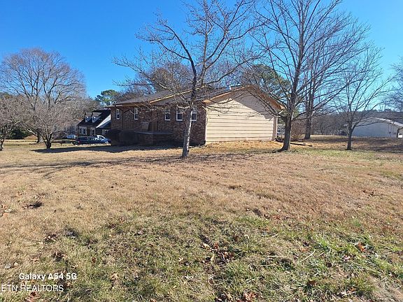 2nd image of 10206 Green Springs Ln