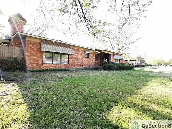 2nd image of 2908 Sheridan Dr