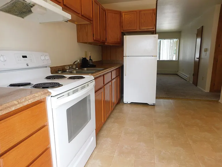 2857 Elm Cir — Photo 6