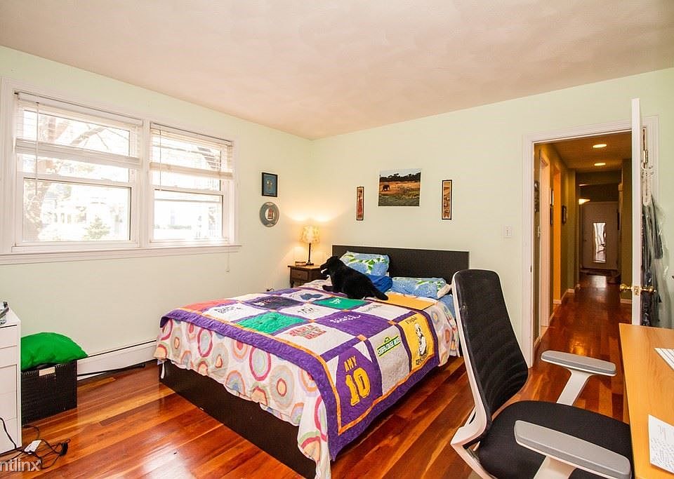 18 Davis Ave. #1 Brookline Unit Photo 17