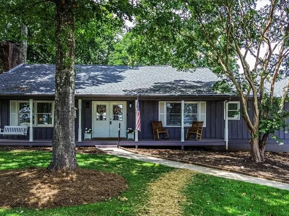 3039 Manor Ridge Drive, Gainesville, GA 30506