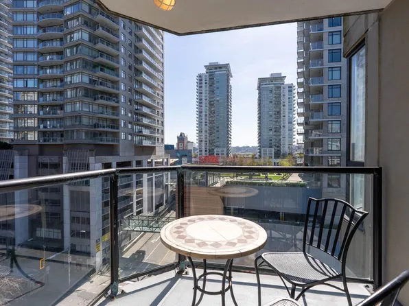 55 10th St #607, New Westminster, BC V3M 6R5