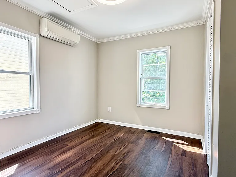 1004 Girard St NW — Photo 14