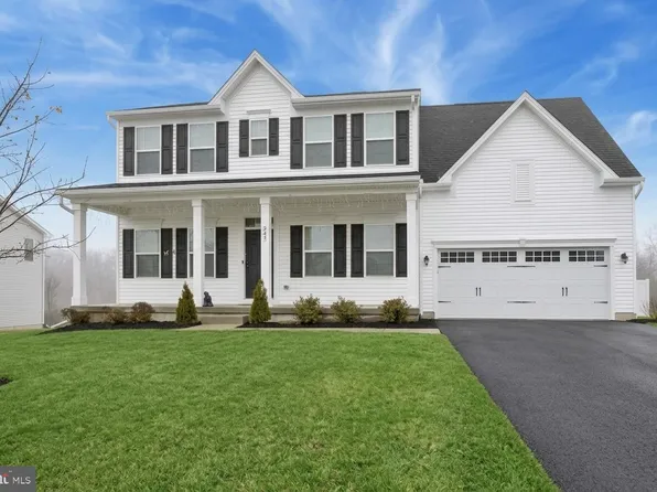 243 Chastain Dr, Honey Brook, PA 19344