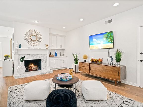 5th image of 13072 Cabaret Ct