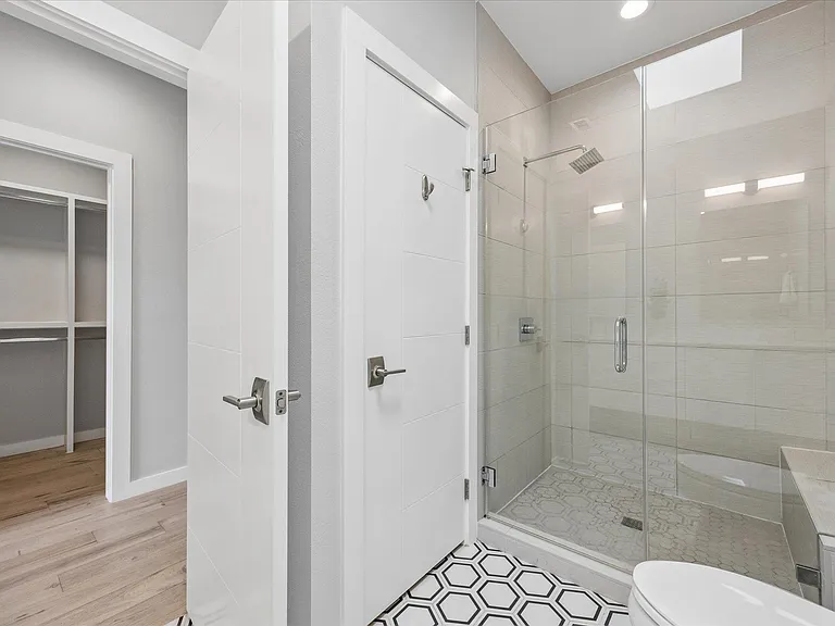 2108 Tillery St #9 — Photo 14