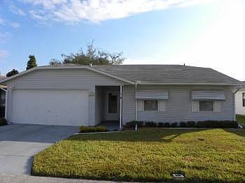 1st image of 4866 Colonnades Cir E