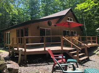 887 Sunset Rd, Frye Island, ME 04071