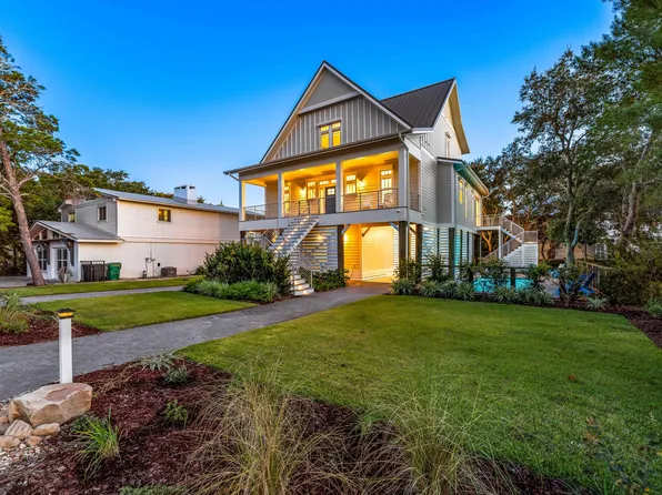 192 Betty St, Santa Rosa Beach, FL 32459
