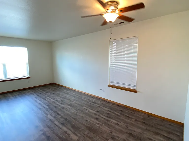 2862 SW Indian Cir — Photo 10