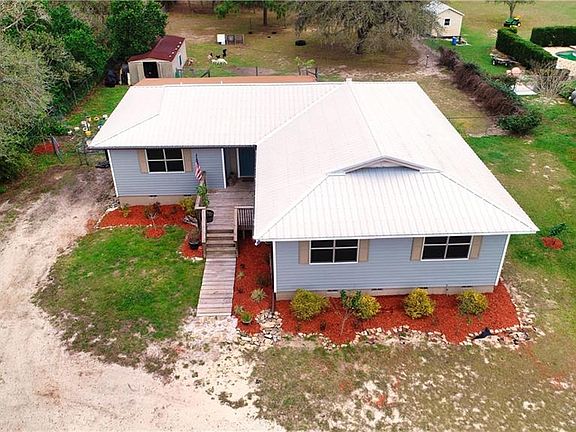 2nd image of 357 Crooked Lake Dr N
