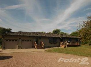 40975 256th St, Mitchell, SD 57301