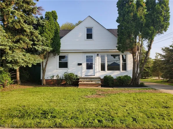 7007 Biddulph Rd, Brooklyn, OH 44144