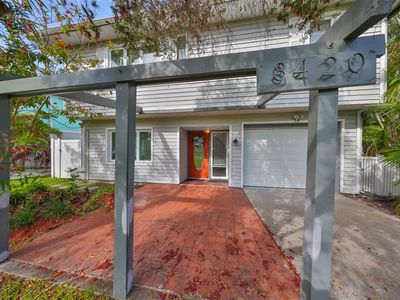 8420 Orient Way NE, Saint Petersburg, FL, 33702