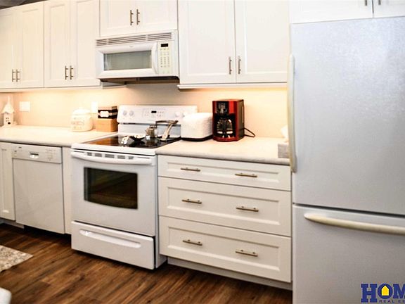 5th image of 7606 Willard Ave